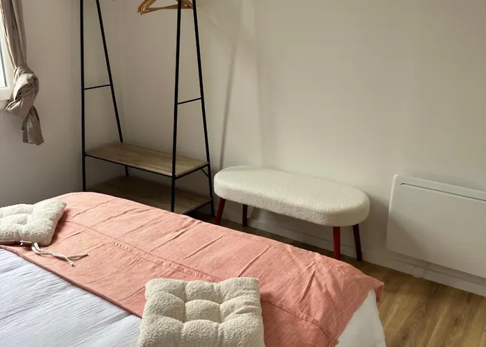 Holiday home Le Bonheur Normand A La Mini Ferme Bournainville-Faverolles